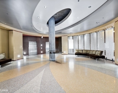 125 E 13th Street - Photo Thumbnail 17
