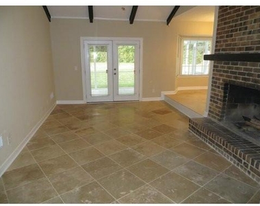 2366 Fairview Road - Photo Thumbnail 4