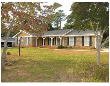 2366 Fairview Road - Photo Thumbnail 12