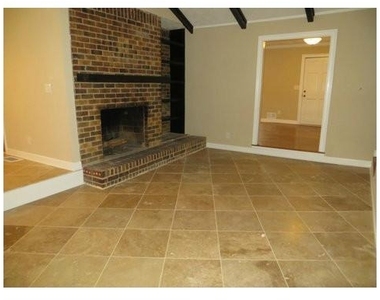 2366 Fairview Road - Photo Thumbnail 5
