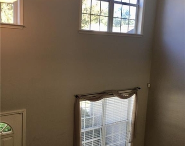 6004 Falling Water Court - Photo Thumbnail 13