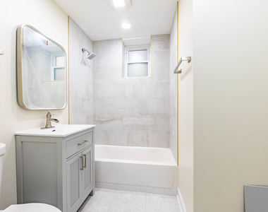 2137 N Western Avenue - Photo Thumbnail 11