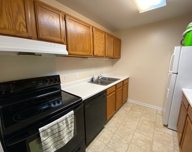 3265 Kirchoff Road - Photo Thumbnail 6