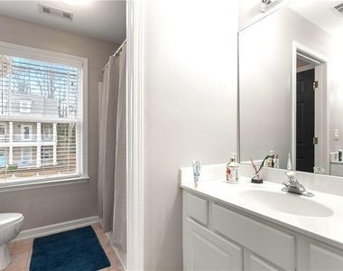 3538 Old Towne Lane - Photo Thumbnail 21