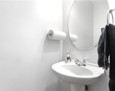 3538 Old Towne Lane - Photo Thumbnail 9