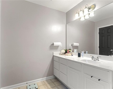 3538 Old Towne Lane - Photo Thumbnail 14