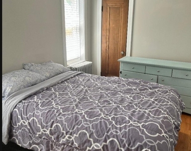 4321 N Leavitt Street - Photo Thumbnail 10