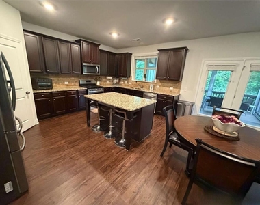 1510 Kaden Lane - Photo Thumbnail 9