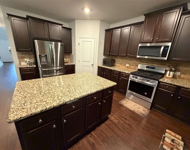 1510 Kaden Lane - Photo Thumbnail 11