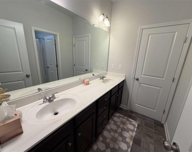 1510 Kaden Lane - Photo Thumbnail 32
