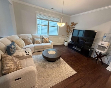 1510 Kaden Lane - Photo Thumbnail 4