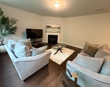1510 Kaden Lane - Photo Thumbnail 1