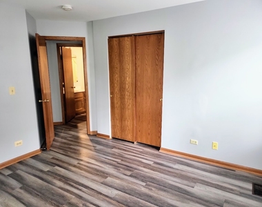 600 W Streamwood Boulevard - Photo Thumbnail 13