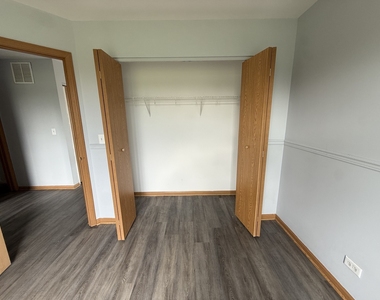 2208 Rebecca Circle - Photo Thumbnail 6