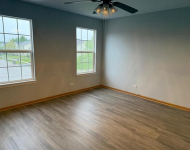 2208 Rebecca Circle - Photo Thumbnail 10