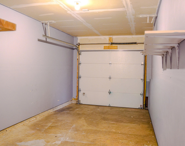 2208 Rebecca Circle - Photo Thumbnail 17