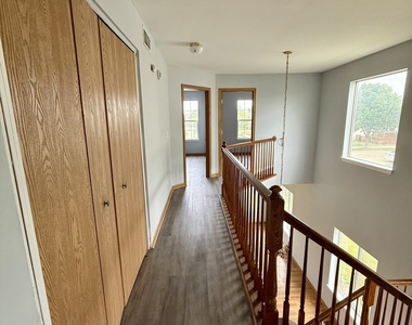 2208 Rebecca Circle - Photo Thumbnail 3