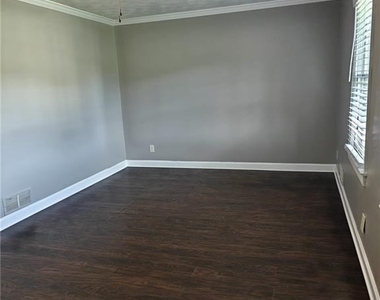 119 Bonnie Lane - Photo Thumbnail 8