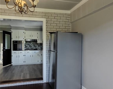 119 Bonnie Lane - Photo Thumbnail 9