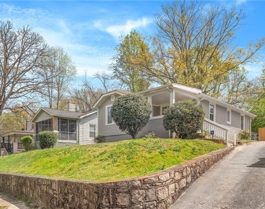 1026 Deckner Avenue Sw - Photo Thumbnail 16