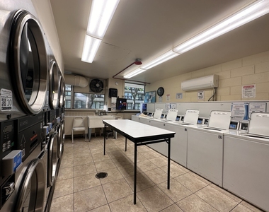 5757 N Sheridan Avenue - Photo Thumbnail 20