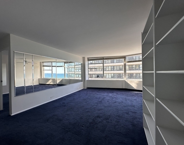 5757 N Sheridan Avenue - Photo Thumbnail 5