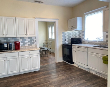 175 Park Drive - Photo Thumbnail 7