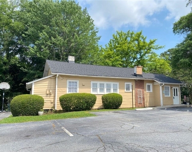 175 Park Drive - Photo Thumbnail 2