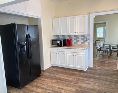 175 Park Drive - Photo Thumbnail 12