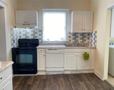 175 Park Drive - Photo Thumbnail 5