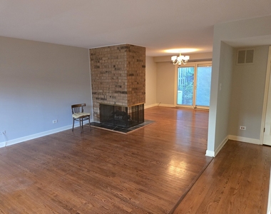 2s663 Avenue Normandy East Street - Photo Thumbnail 5