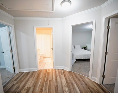 1141 Mcdaniel Street - Photo Thumbnail 15