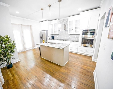 1141 Mcdaniel Street - Photo Thumbnail 6