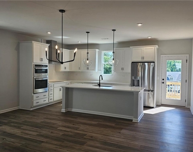 3250 Willow Glade Trail - Photo Thumbnail 3