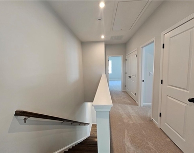 3250 Willow Glade Trail - Photo Thumbnail 23