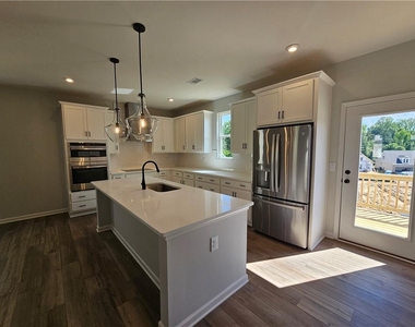 3250 Willow Glade Trail - Photo Thumbnail 7