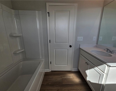 3250 Willow Glade Trail - Photo Thumbnail 35