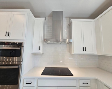 3250 Willow Glade Trail - Photo Thumbnail 10