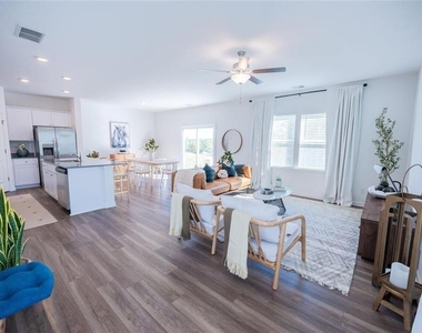 6462 Waypoint Street - Photo Thumbnail 18