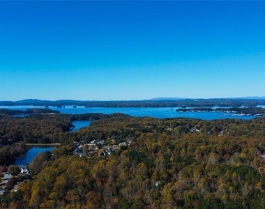 6462 Waypoint Street - Photo Thumbnail 20