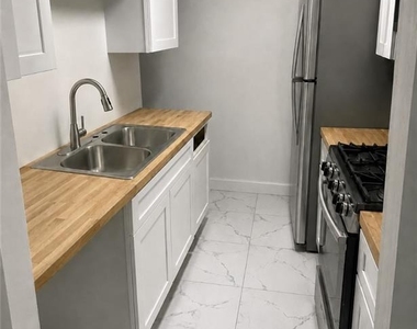 3206 Pine Tree Trail - Photo Thumbnail 2