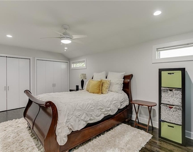 1858 Longdale Drive - Photo Thumbnail 25