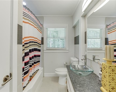 1858 Longdale Drive - Photo Thumbnail 18