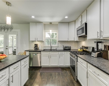 1858 Longdale Drive - Photo Thumbnail 17