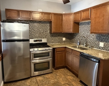 4847 N Claremont Avenue - Photo Thumbnail 5