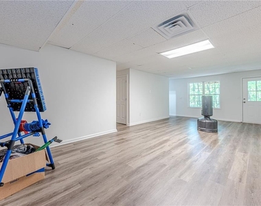 262 Morse Elm Loop - Photo Thumbnail 33