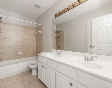 28 Crystal Way - Photo Thumbnail 16