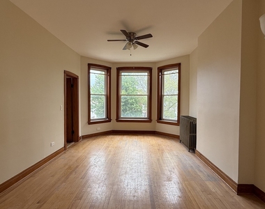 2022 N Lawler Avenue - Photo Thumbnail 7