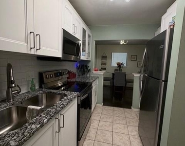 1210 Old Hammond Chase - Photo Thumbnail 7