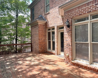 889 Lenox Ct Ne - Photo Thumbnail 29
